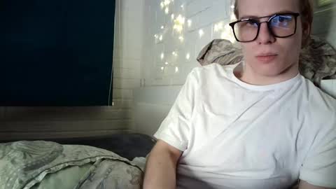 Regina and Mathew online show from December 8, 11:24 am