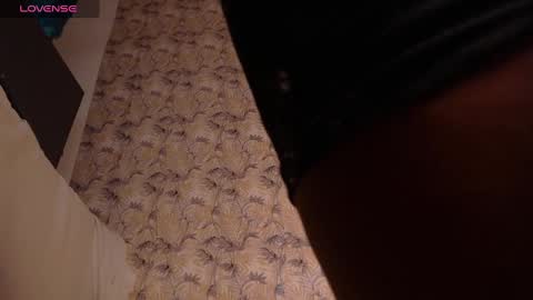 Ask me  online show from January 12, 10:43 pm