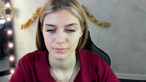 cherry_pr1ce online show from January 9, 7:10 am