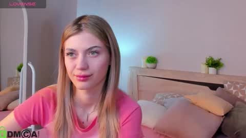 cherry_pr1ce online show from December 22, 12:18 am