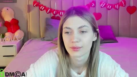 cherry_pr1ce online show from February 17, 11:44 pm