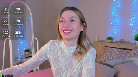 cherry_pr1ce online show from April 7, 11:59 pm