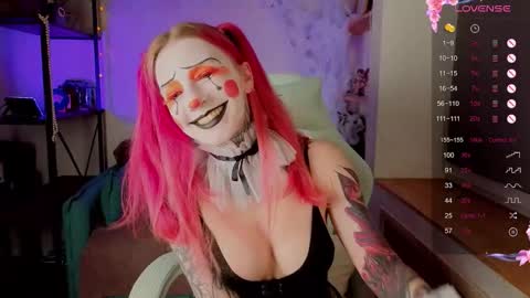 Roxy online show from October 31, 10:11 pm