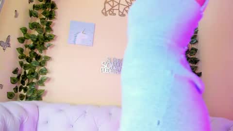 Sussan Cherry  online show from December 10, 5:39 am