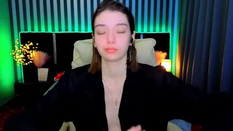 Cherry Wipe online show from April 16, 6:03 am