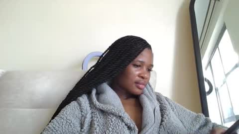 Cherryblossom2002 online show from October 18, 11:00 am