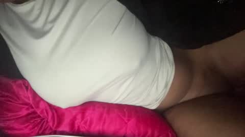 cherryb online show from April 18, 11:03 am