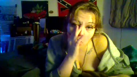 Snapshot of cherrybomb454 chatting on September 25, 11:58 am cherrybomb454 online show from September 25, 11:58 am