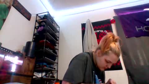 cherrybomb454 online show from February 10, 7:40 pm