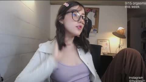 Sarah Prez online show from February 26, 1:04 am