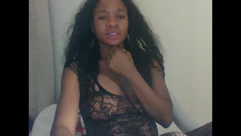 Snapshot of cherrycounty chatting on October 25, 11:51 am cherry online show from October 25, 11:51 am