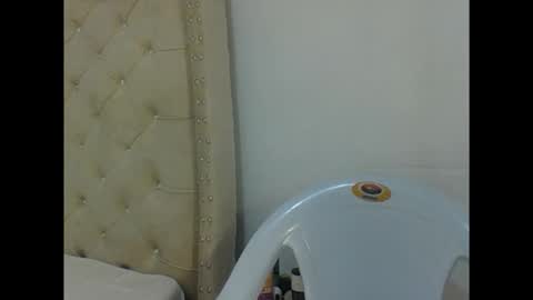 Snapshot of cherrycounty chatting on November 3, 10:10 pm cherry online show from November 3, 10:10 pm