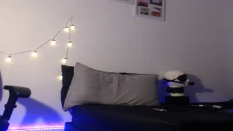 Andres cherry  online show from March 12, 1:23 am