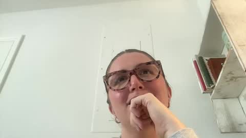 Snapshot of cherryjune chatting on February 6, 4:47 pm CherryJune online show from February 6, 4:47 pm