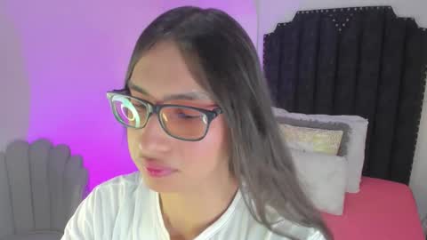 Cherry online show from December 14, 1:38 pm