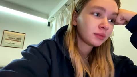 Lei online show from March 10, 2:55 pm