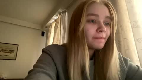 Lei online show from April 15, 11:28 am