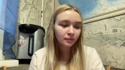 Lei online show from June 3, 2:44 pm