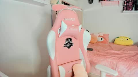 cherrycute666 online show from February 9, 8:11 am