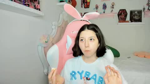 cherrycute666 online show from October 6, 2:42 am