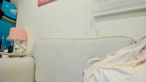 cherrycute666 online show from December 21, 1:46 am