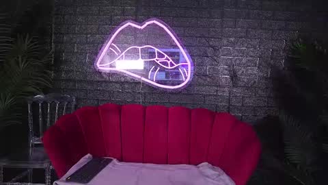 Snapshot of cherrysinn chatting on October 16, 6:31 pm cherrysinn online show from October 16, 6:31 pm