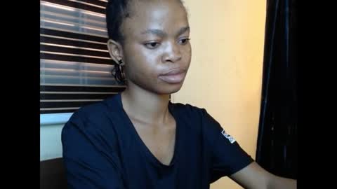 Snapshot of cherryxpussy chatting on February 16, 6:54 am cherryxpussy online show from February 16, 6:54 am