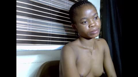 Snapshot of cherryxpussy chatting on March 6, 4:17 pm cherryxpussy online show from March 6, 4:17 pm