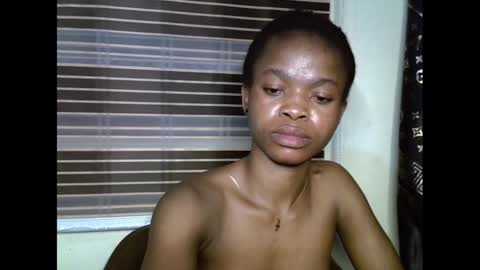 Snapshot of cherryxpussy chatting on March 10, 12:07 am cherryxpussy online show from March 10, 12:07 am