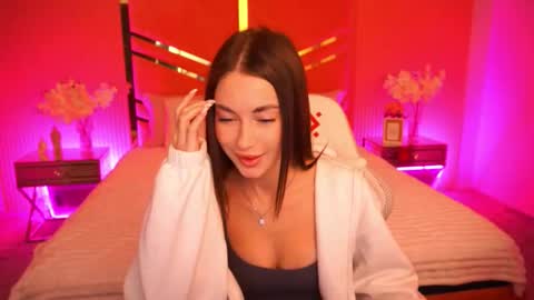 cherryylulu online show from October 6, 7:06 am