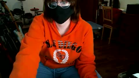 cherubimwillow online show from December 1, 4:45 pm