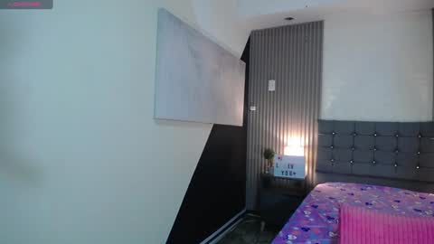 Cheryl online show from December 13, 1:37 am