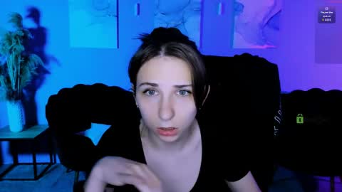 Your cutie online show from May 9, 6:57 pm