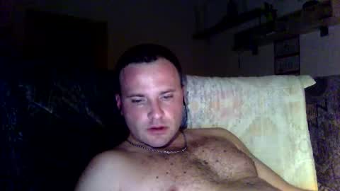 Snapshot of cheryloverboy chatting on January 9, 1:18 am cheryloverboy online show from January 9, 1:18 am
