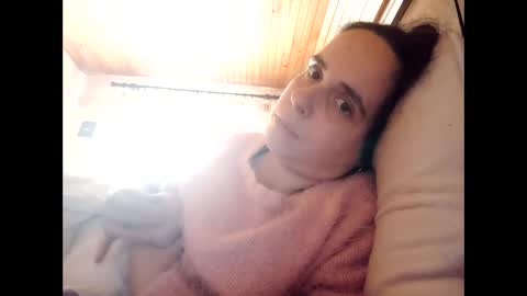 Snapshot of cherymoon89 chatting on February 18, 11:44 am CherryMoon online show from February 18, 11:44 am