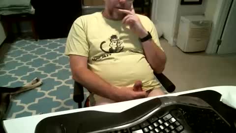 Snapshot of chesbayboy chatting on May 28, 2:36 pm chesbayboy online show from May 28, 2:36 pm