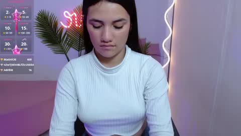 Snapshot of chiara_tay chatting on February 26, 9:53 am Chiara online show from February 26, 9:53 am