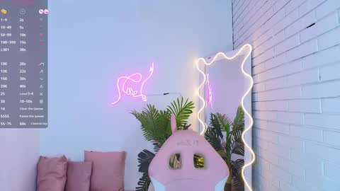 Snapshot of chiara_tay chatting on March 11, 7:26 am Chiara online show from March 11, 7:26 am