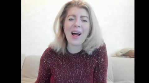 Snapshot of chicafortuna chatting on November 11, 2:55 am NBFG online show from November 11, 2:55 am