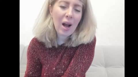 Snapshot of chicafortuna chatting on December 15, 3:22 am NBFG online show from December 15, 3:22 am