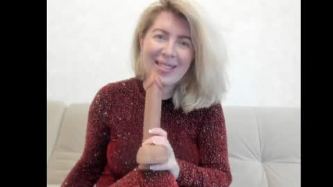 Snapshot of chicafortuna chatting on May 2, 4:39 am NBFG online show from May 2, 4:39 am