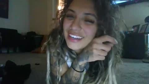 chicagobabe312 online show from November 15, 4:54 am