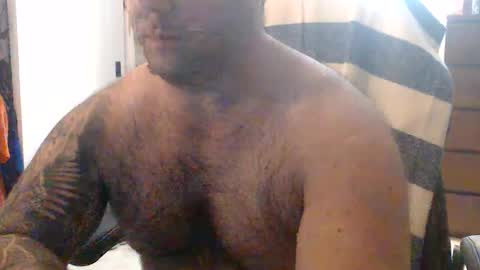 Snapshot of chicagoguy86 chatting on May 26, 3:46 am Chicagoguy86 aka Benny Cooper online show from May 26, 3:46 am