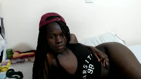 chichie_ online show from June 9, 2:34 am