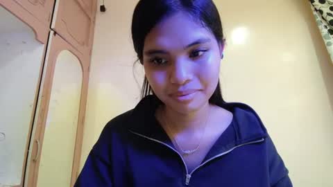 Snapshot of chictemptation_ chatting on June 29, 10:15 am CRISTINE3. online show from June 29, 10:15 am