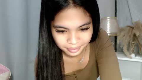 Snapshot of chictemptation_ chatting on July 23, 2:20 am CRISTINE3. online show from July 23, 2:20 am