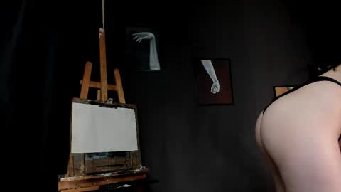 Nina   online show from April 19, 6:07 pm