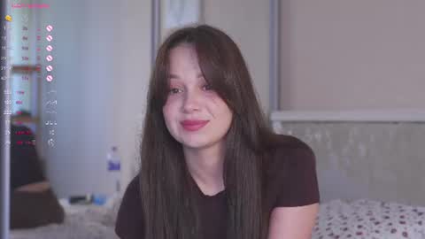 Snapshot of chillgirlll chatting on June 26, 4:50 am Nicole online show from June 26, 4:50 am