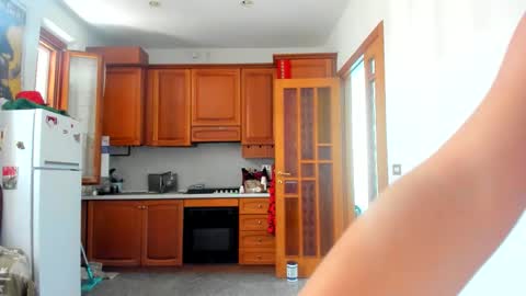 yoursensualparadise online show from September 9, 10:15 am