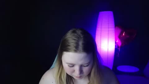 Snapshot of chimberwol chatting on February 28, 1:58 am Chim-Chim online show from February 28, 1:58 am